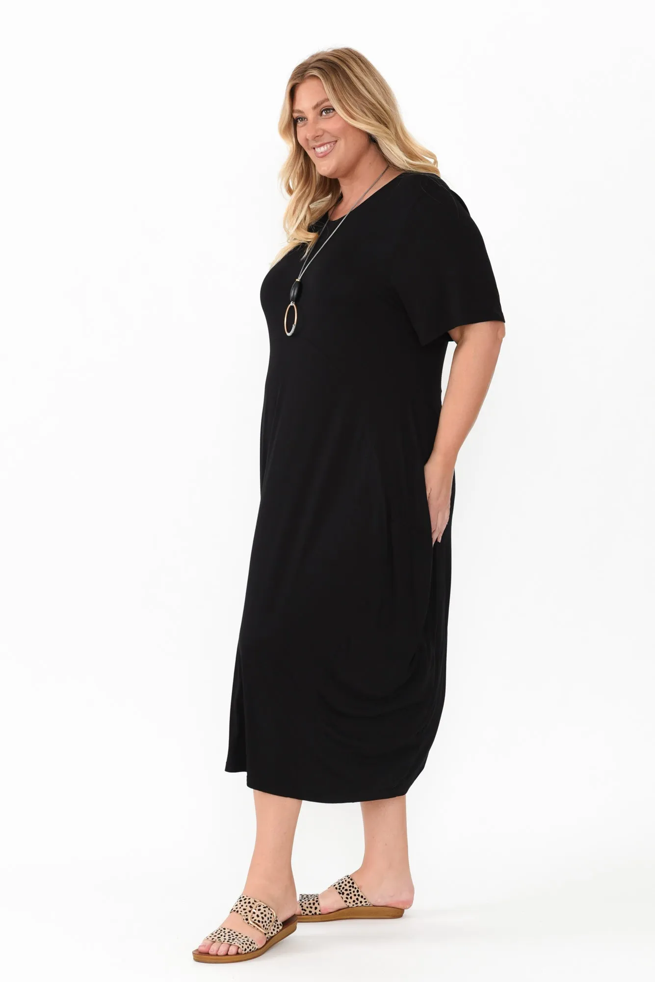 Glenda Black Short Sleeve Crescent Dress