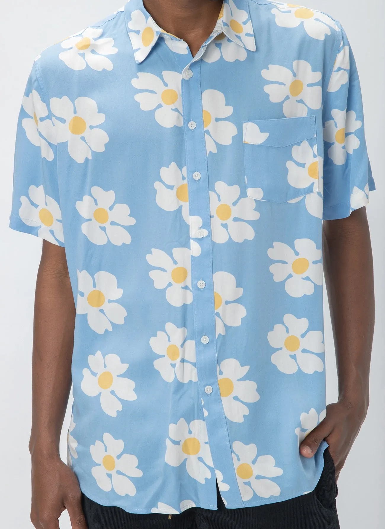 Holiday Short-Sleeve Shirt Blue Daisy