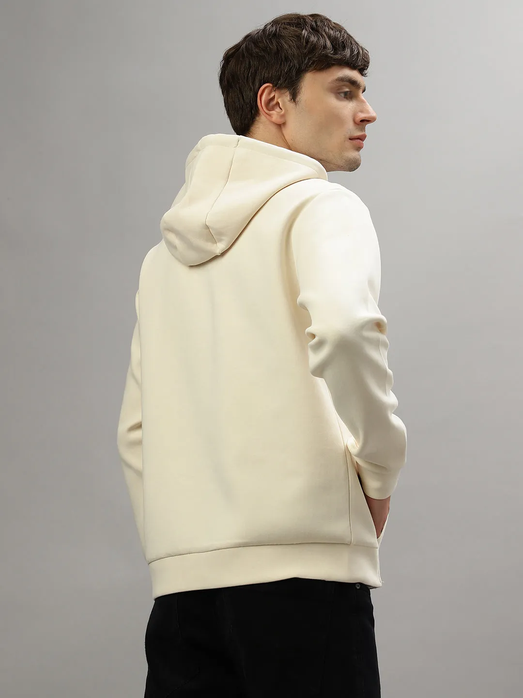 Iconic Men Cream Solid Round Neck Full Sleeves Sweatshirt