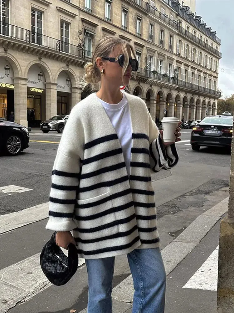 Tina - Oversized striped cardigan