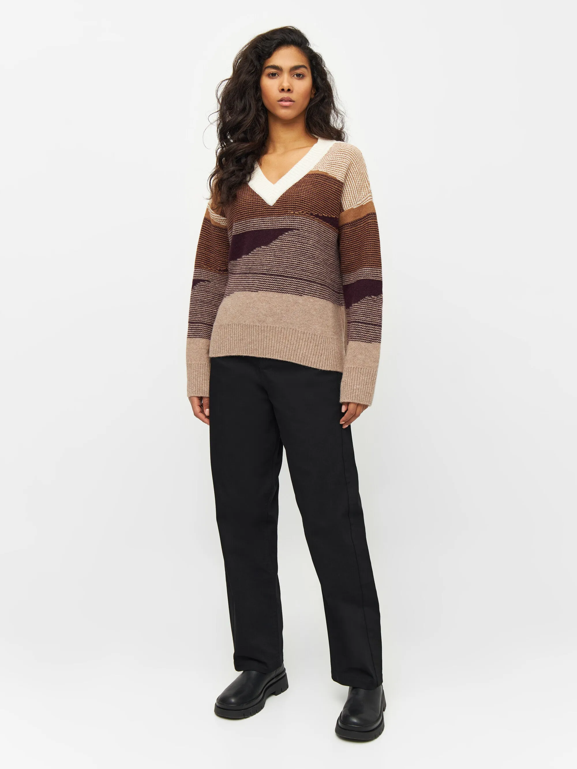 Wool landscape pattern v-neck knit - Brown