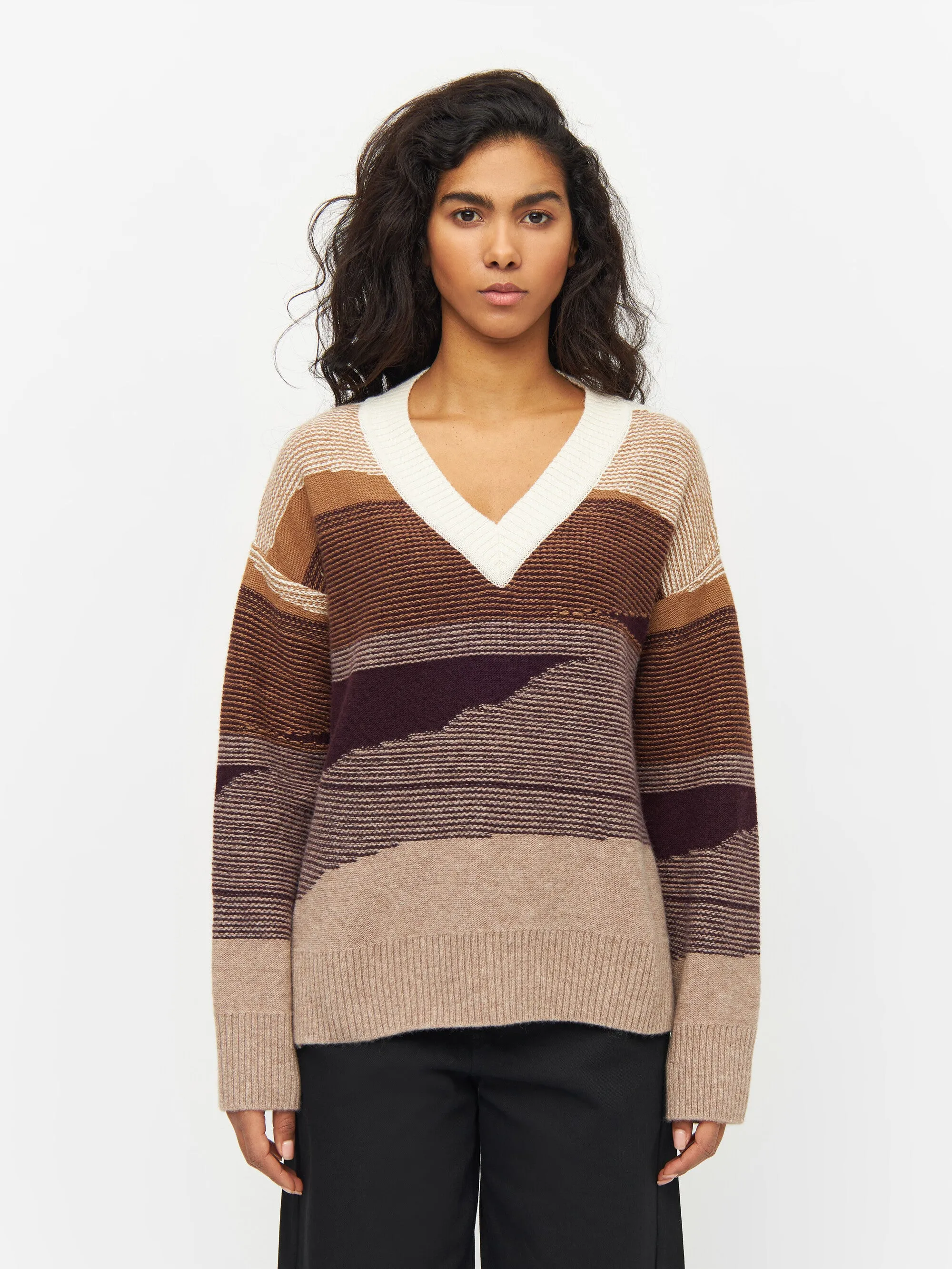 Wool landscape pattern v-neck knit - Brown